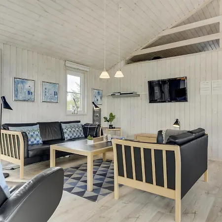 Hille - 4-3km From The Sea In Western Jutland By Interhome